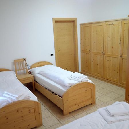 Taxus Hostel Pieve Tesino Dış mekan fotoğraf