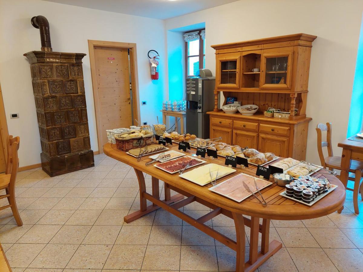 Taxus Hostel Pieve Tesino Dış mekan fotoğraf