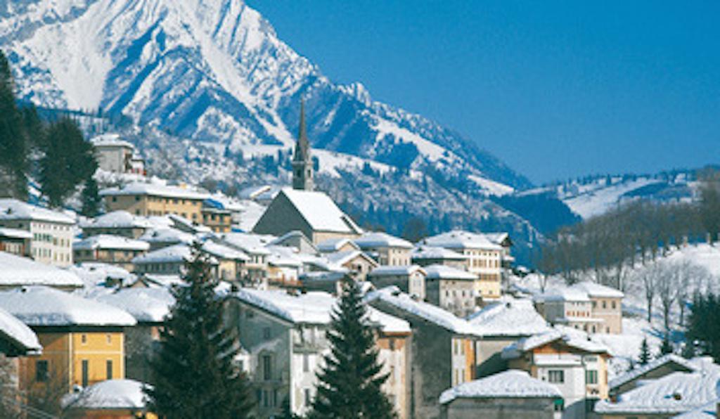 Taxus Hostel Pieve Tesino Dış mekan fotoğraf